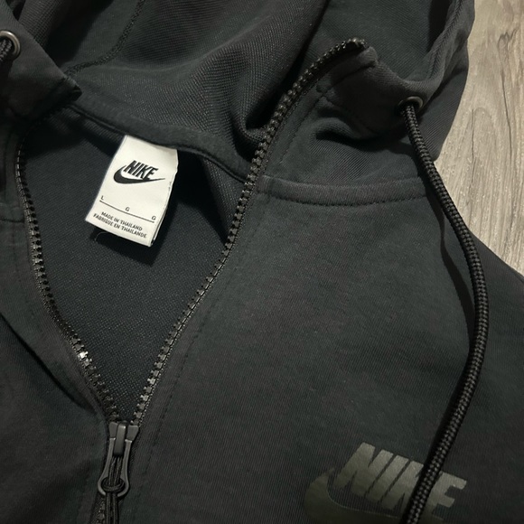 Nike Tech Zip Up Hoodie - Picture 2 of 4